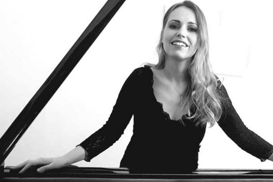 Cécile Restier