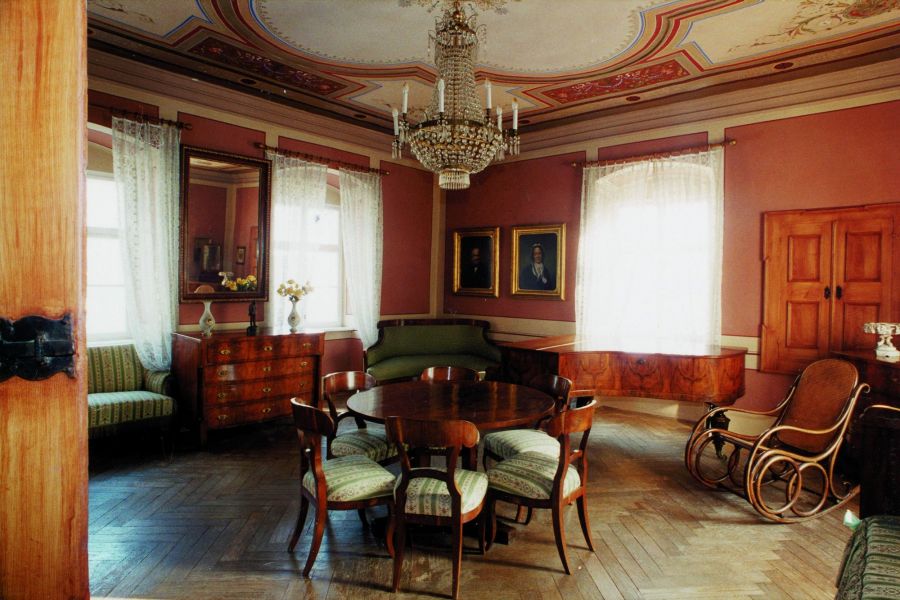 Hugo-Wolfs Arbeitszimmer - Das Hugo-Wolf-Museum Perchtoldsdorf präsentiert sich in originalem Interieur aus der Zeit des Komponisten. © Marktgemeinde Perchtoldsdorf